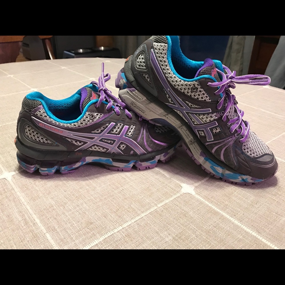 EUC ASICS Gel Kayano 18 Running Shoe